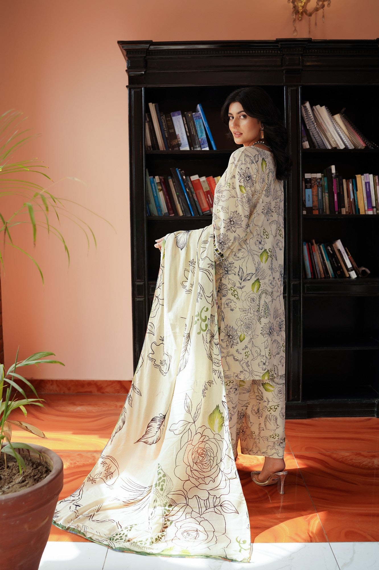 Sheher-e-Gul 3PC Lawn Suit – Summer Wear Pakistan 2025