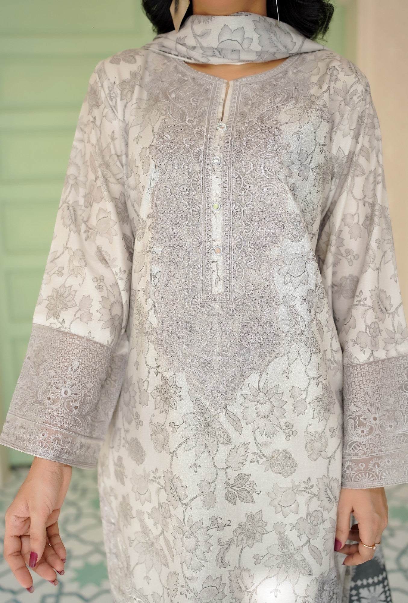 Falaknaz