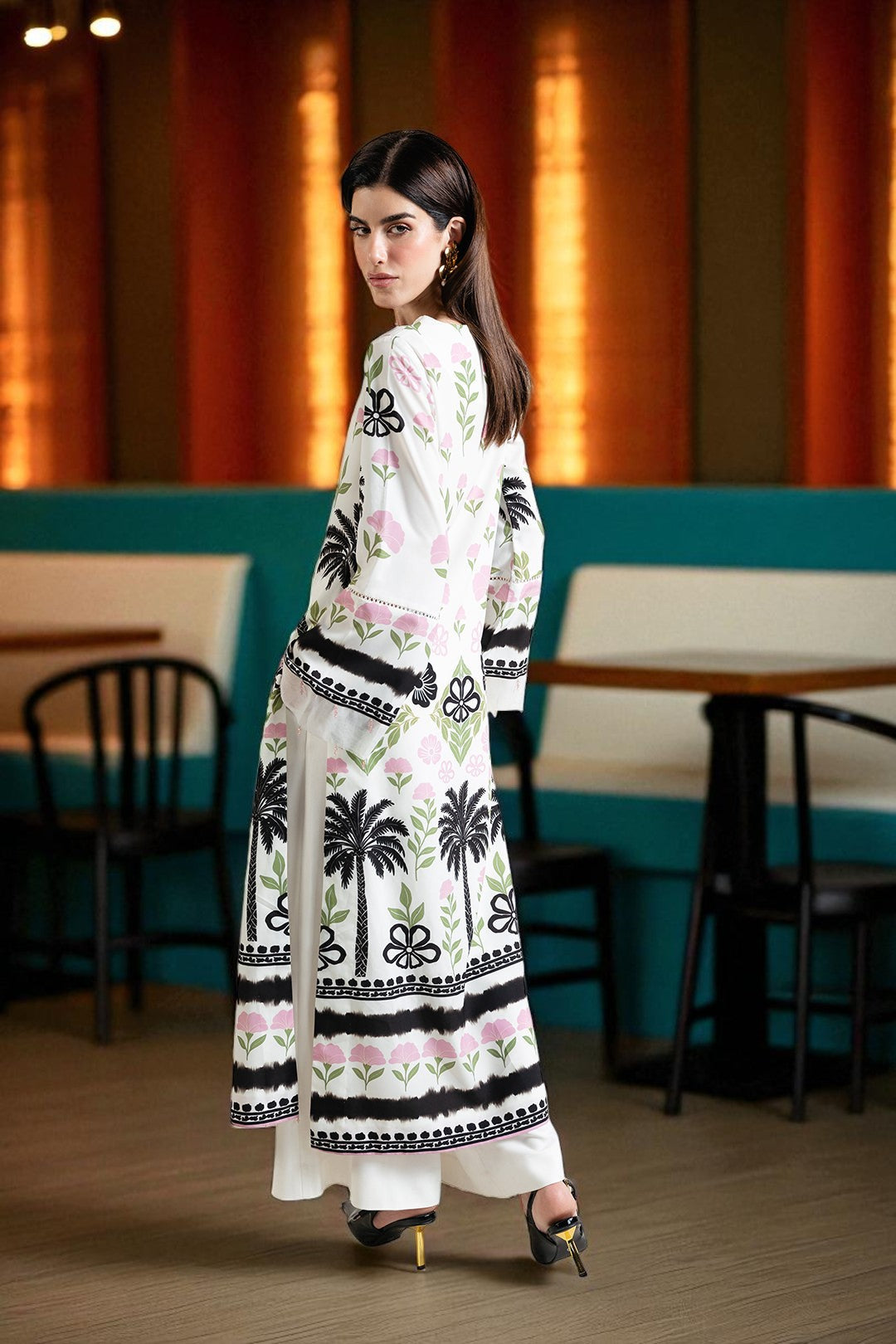 Neel Kanika